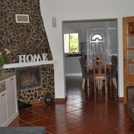Вилла Casa De Ferias Алгош Экстерьер фото